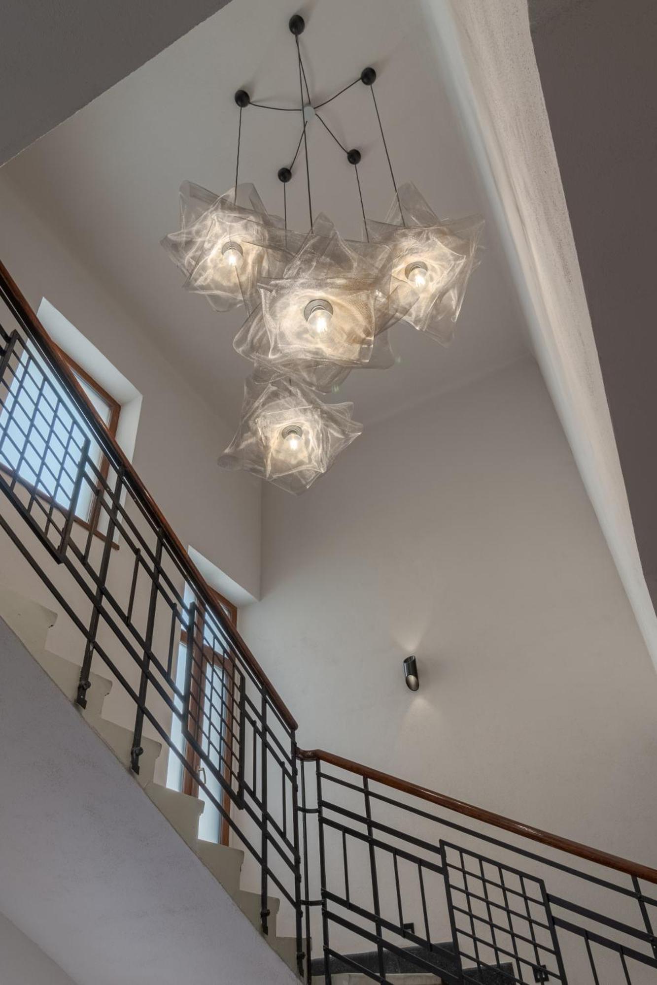 Oasis Rooms Орадя Экстерьер фото