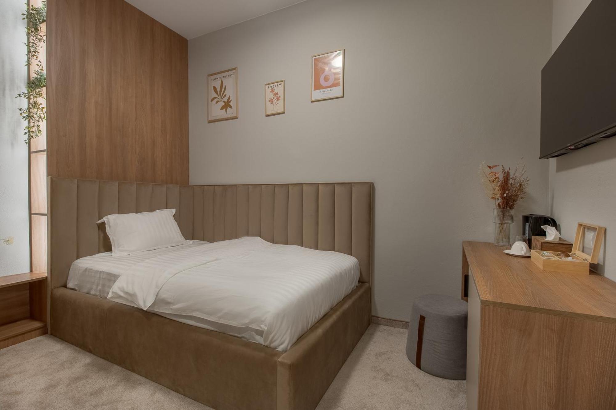 Oasis Rooms Орадя Экстерьер фото